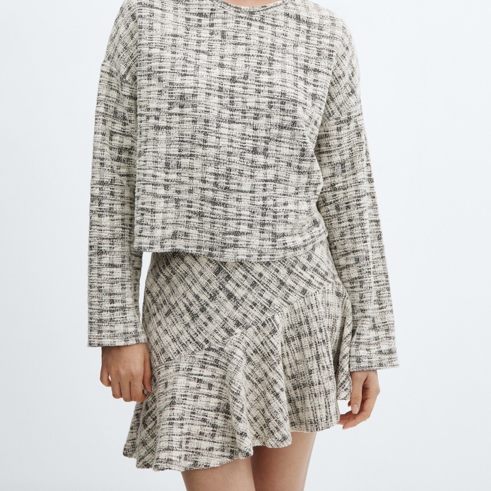 Chic Black and White Tweed Skirt